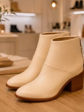 Nisolo Cream Leather Ankle Boots with Stacked Heel (Dari Boot)